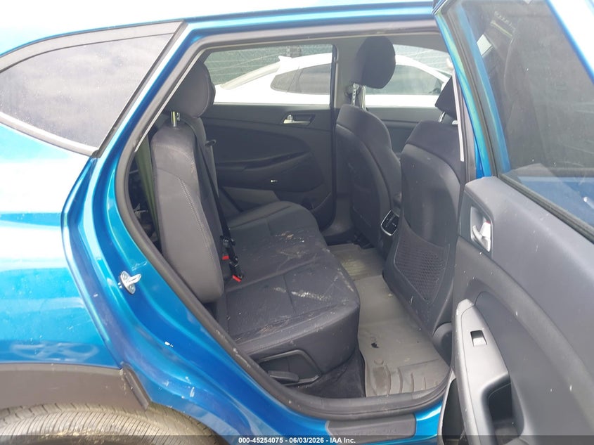 2020 HYUNDAI TUCSON auction photo 8