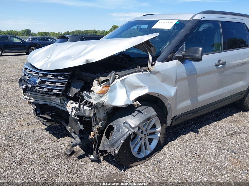 2016 FORD EXPLORER auction photo 6