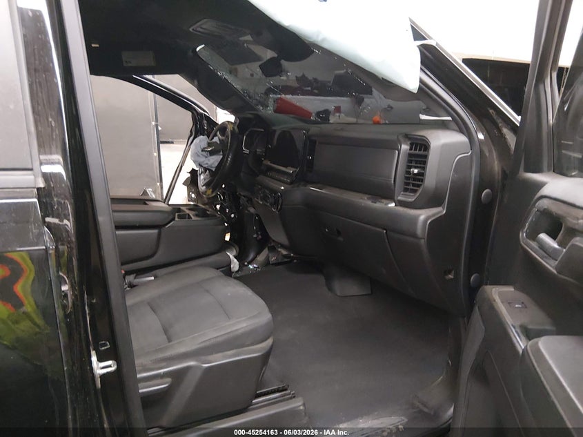 2023 CHEVROLET SILVERADO 1500 auction photo 5