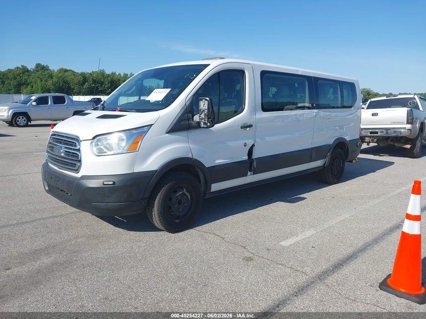 2019 FORD TRANSIT-350 auction photo 2