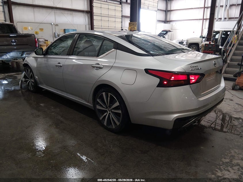 2019 NISSAN ALTIMA auction photo 3
