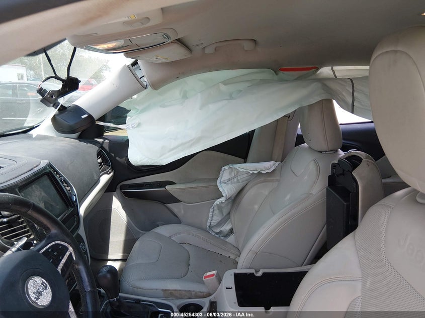 2019 JEEP CHEROKEE auction photo 5
