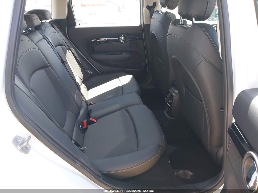 2024 MINI CLUBMAN auction photo 8