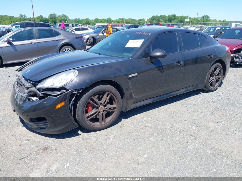 2010 PORSCHE PANAMERA auction photo 2