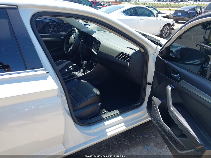 2022 VOLKSWAGEN JETTA auction photo 5