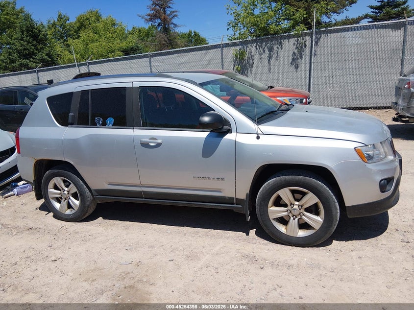 2011 Jeep Compass VIN: 1J4NF1FB8BD263880 Lot: 45254398