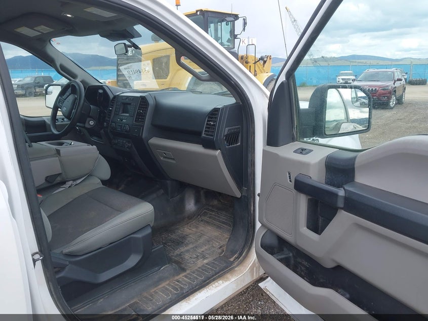 VIN 1FTEW1EB6LKF21723 2020 FORD F-150 XL