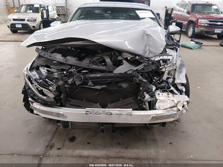 2021 HONDA ACCORD auction photo 6