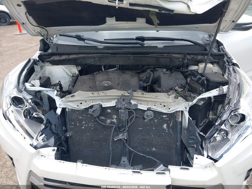 TOYOTA HIGHLANDER - zdjęcie 10