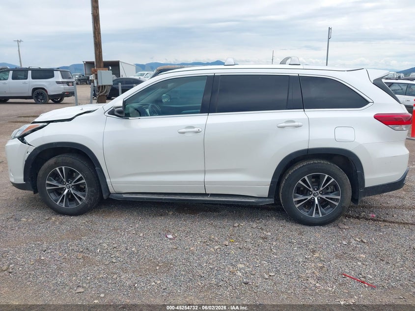 TOYOTA HIGHLANDER - zdjęcie 14