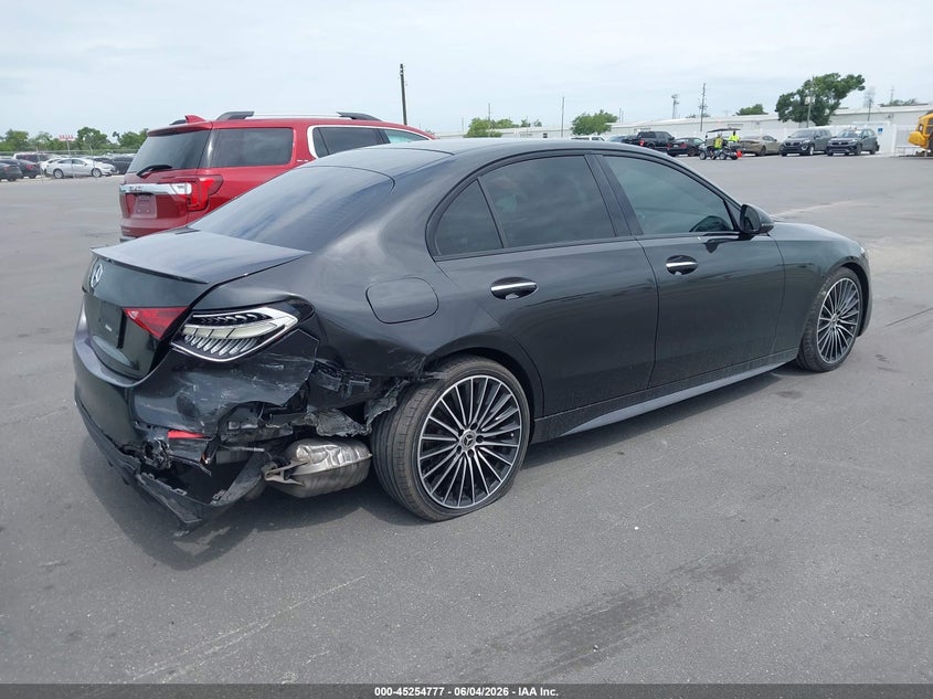 Vin: w1kaf4gb7nr059671, lot: 45752586, mercedes-benz c 300 sedan 20224
