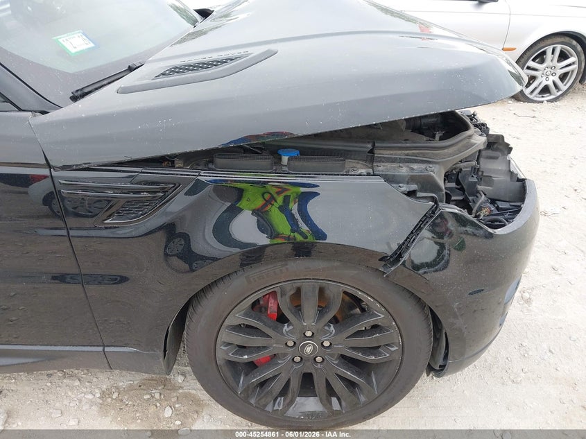 2017 Land Rover Range Rover Sport 5.0L V8 Supercharged/5.0L V8 Supercharged Dynamic VIN: SALWR2FE1HA152558 Lot: 45254861