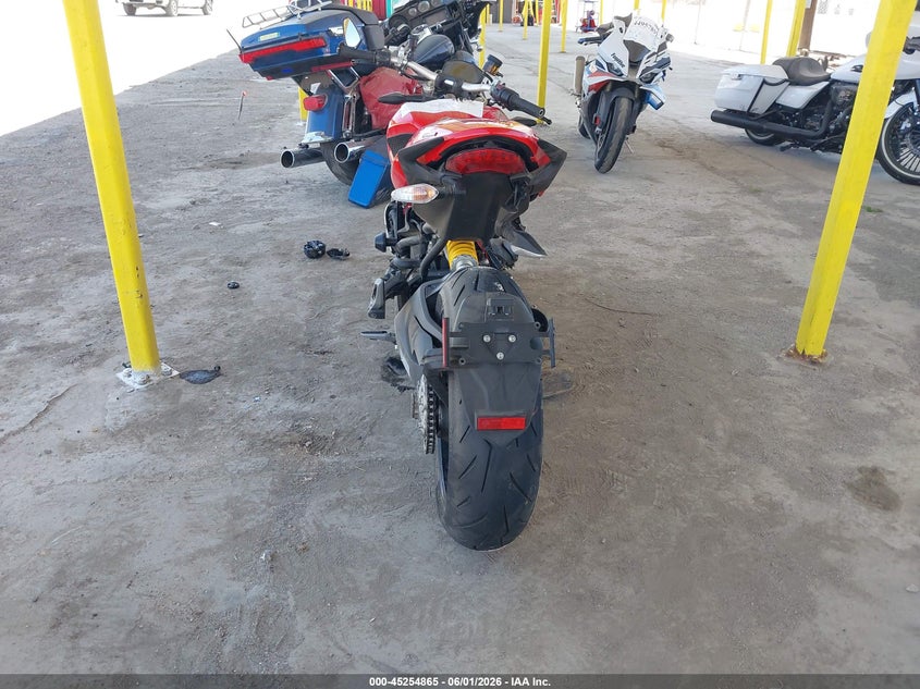 2015 Ducati Monster 1200 S VIN: ZDM1RBSV0FB006431 Lot: 45254865
