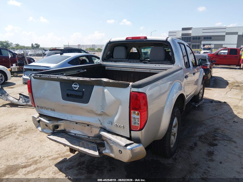 2013 NISSAN FRONTIER auction photo 4
