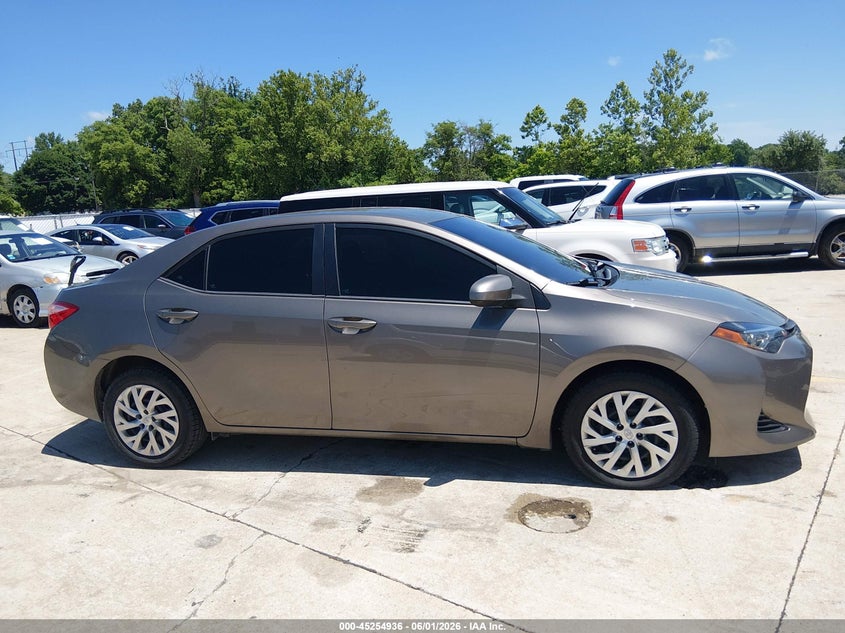 VIN 2T1BURHE7KC221198 2019 TOYOTA COROLLA LE