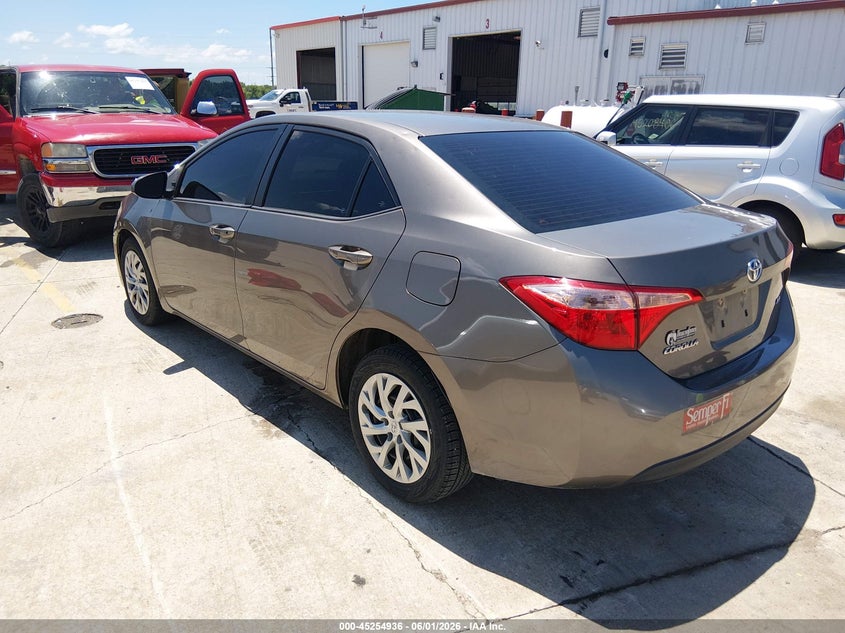VIN 2T1BURHE7KC221198 2019 TOYOTA COROLLA LE