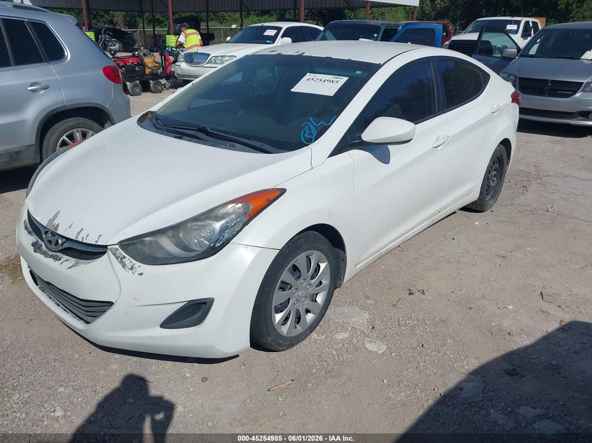 5NPDH4AE9DH189767 2013 Hyundai Elantra Gls photo 1