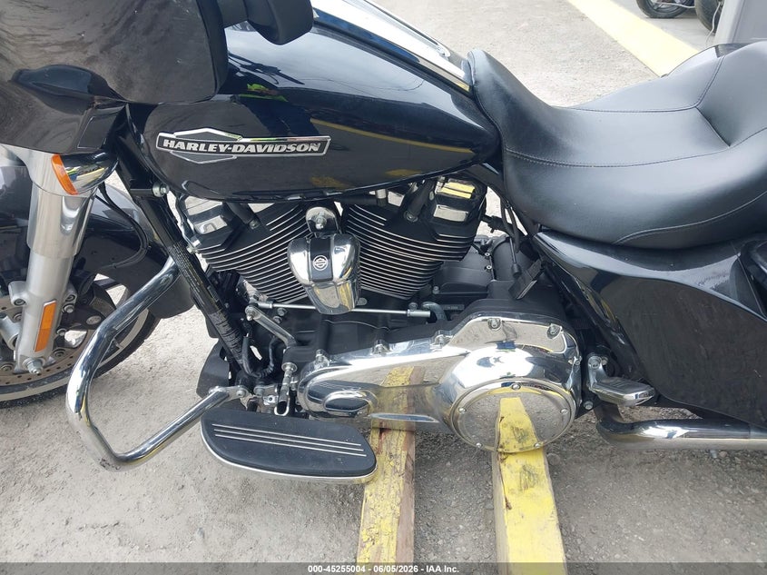 2023 HARLEY-DAVIDSON FLHX 1750 CC(VIN: 1HD1KBC25PB680420