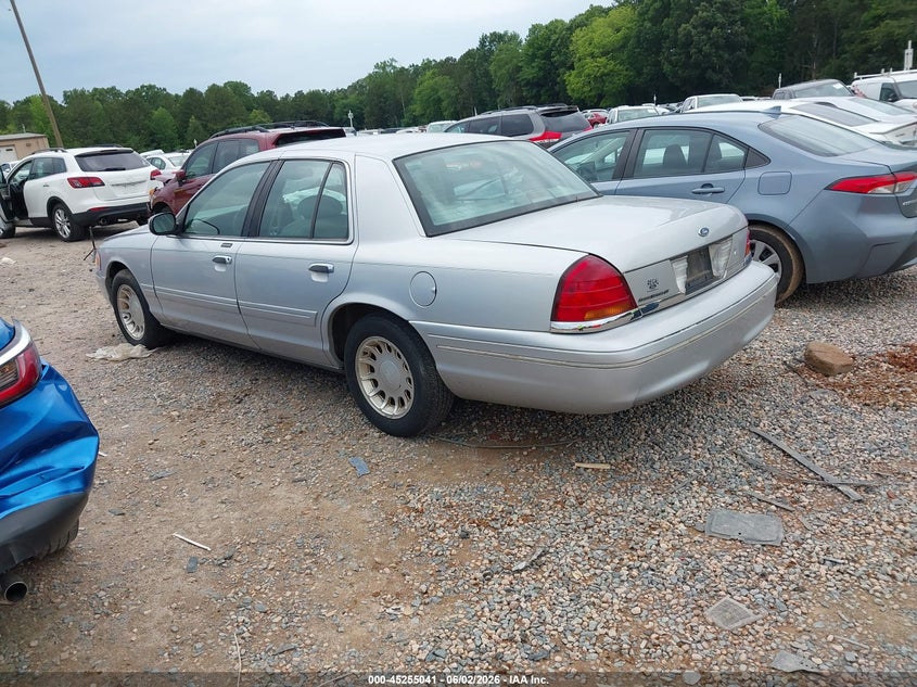 2000 FORD CROWN VICTORIA auction photo 3