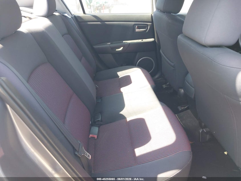 2006 Mazda Mazda3 S VIN: JM1BK323761413516 Lot: 45255065