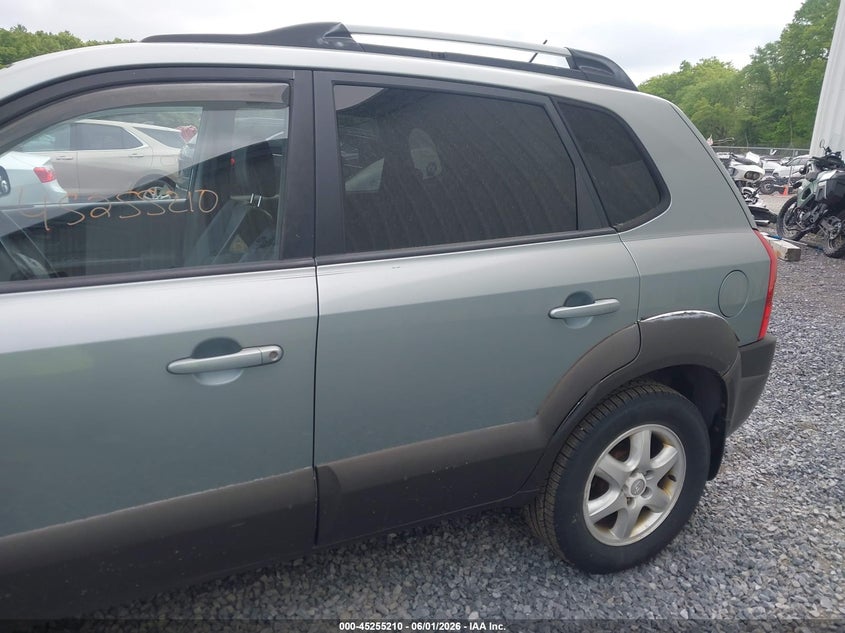 2005 Hyundai Tucson Gls/Lx VIN: KM8JN72D95U171372 Lot: 45255210