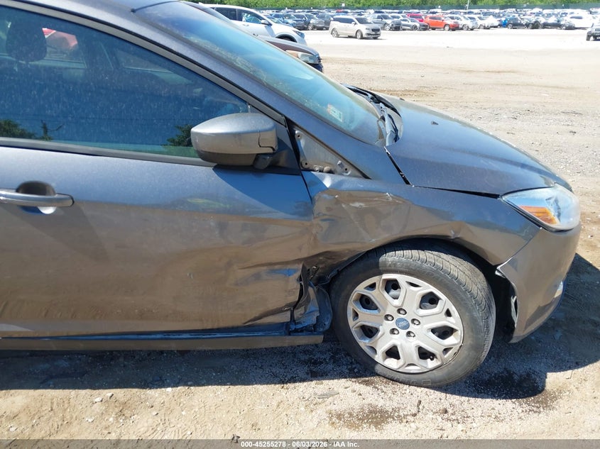 2012 Ford Focus 2.0 Se grey Lot 111045255278 Vin 1FAHP3F2XCL355548