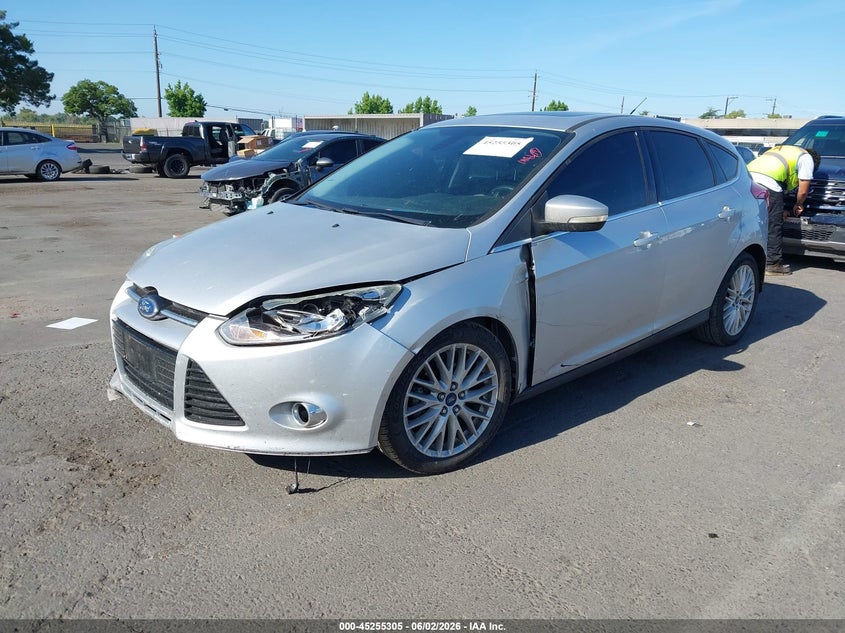2012 Ford Focus 2.0 Sel silver Lot 111045255305 Vin 1FAHP3M26CL161375