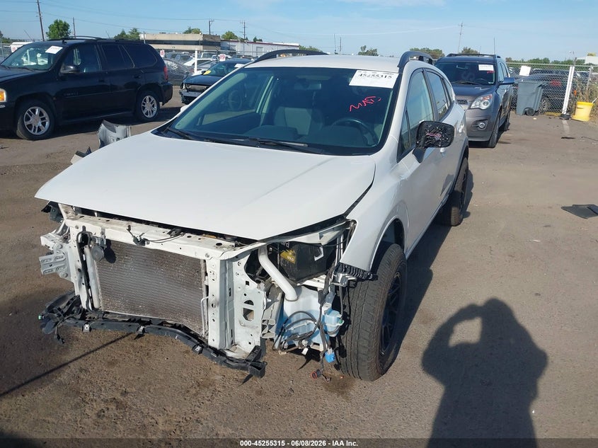 2018 SUBARU CROSSTREK auction photo 2