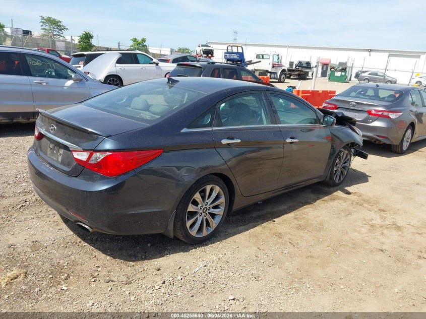 2013 HYUNDAI SONATA auction photo 4
