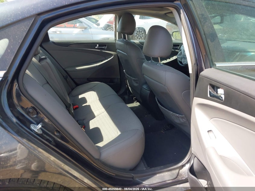 2013 HYUNDAI SONATA auction photo 8