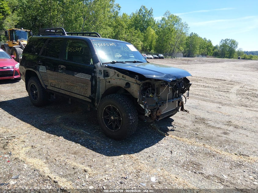 2016 TOYOTA 4RUNNER SR5