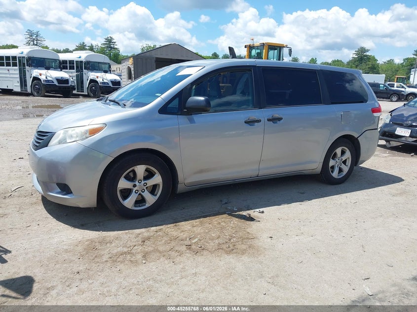 Vin: 5tdzk3dc8ds341284, lot: 45753577, toyota sienna l v6 7 passenger 20132