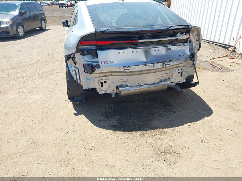 2024 Toyota Prius Le Awd-E VIN: JTDADABU7R3009109 Lot: 45255942