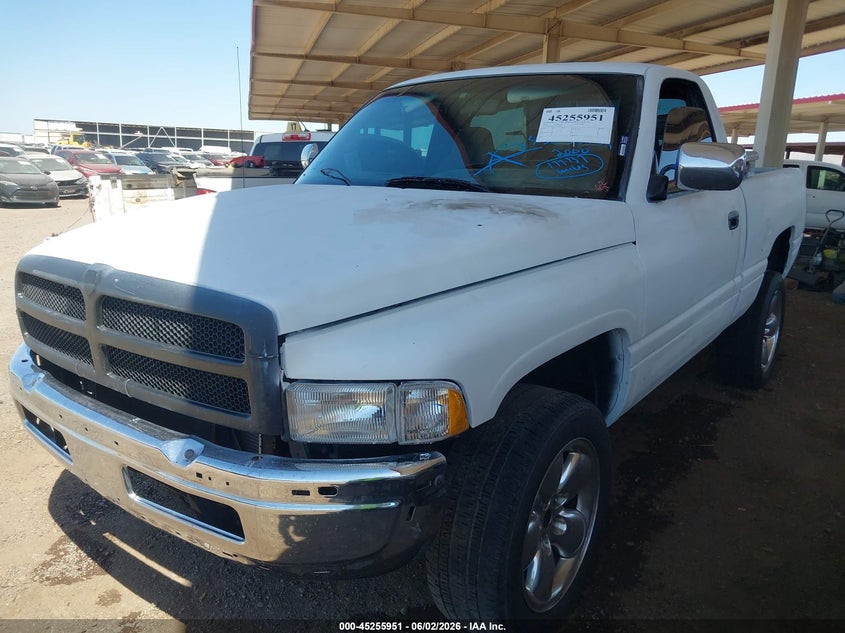2000 Dodge RAM, Обычный износ, IAAI, VIN 1B7HC16XXYS581818 — фото 2