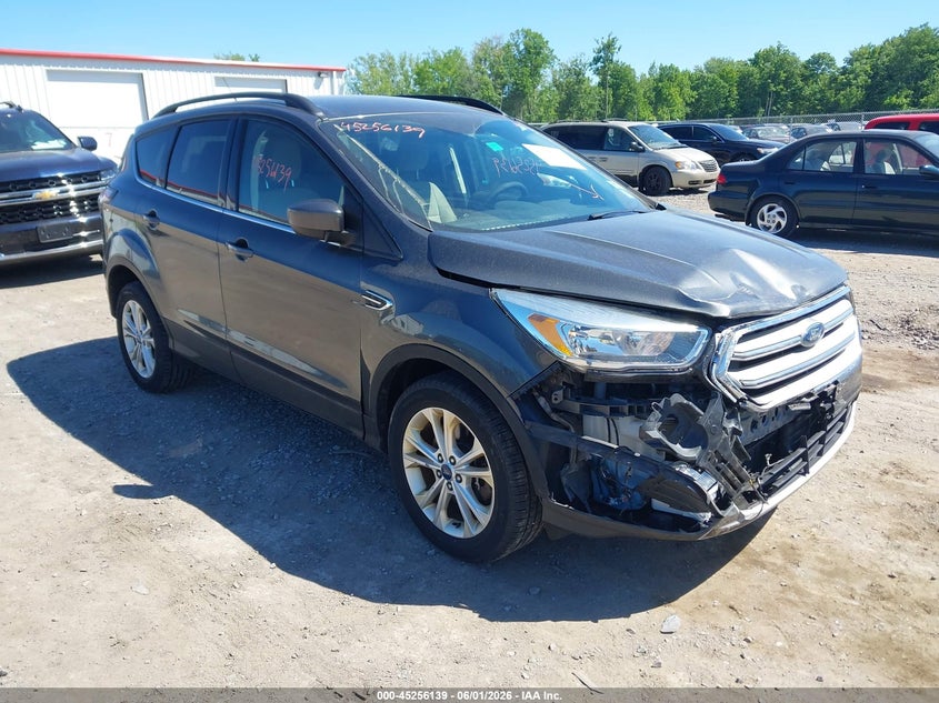 Vin: 1fmcu9gd9jua07923, lot: 45753959, ford escape se 2018 img_1