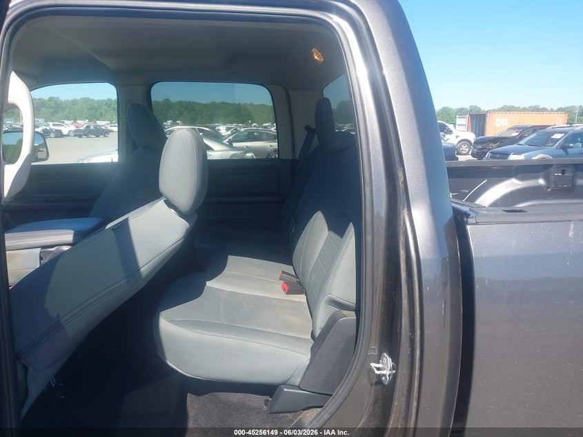 2016 Ram 3500 Ram Tradesman grey Lot 111045256149 Vin 3C63R3GL4GG208528