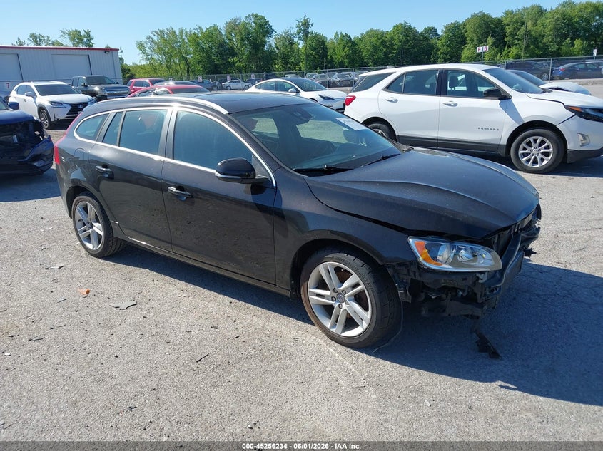 Vin: yv140meb9f1199050, lot: 45754054, volvo v60 t5 premier 2015 img_1