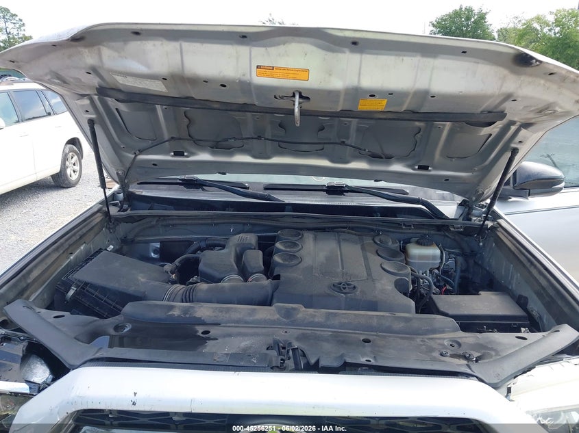 2014 Toyota 4Runner Limited VIN: JTEZU5JRXE5068589 Lot: 45256251