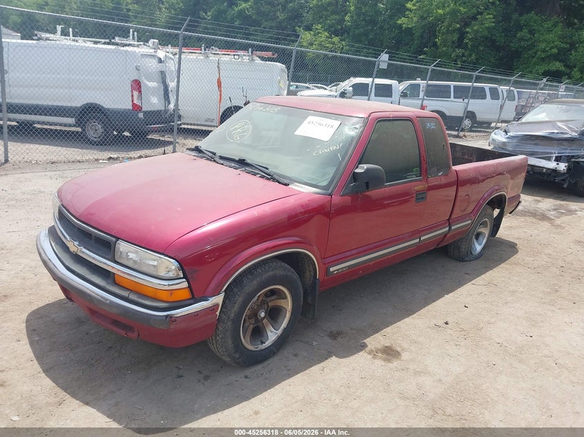 2001 Chevrolet S-10 Ls 1GCCS19W718148198 photo 1