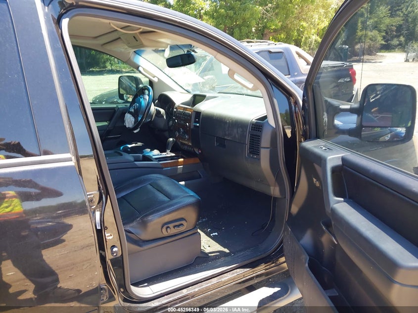 2012 NISSAN TITAN auction photo 5
