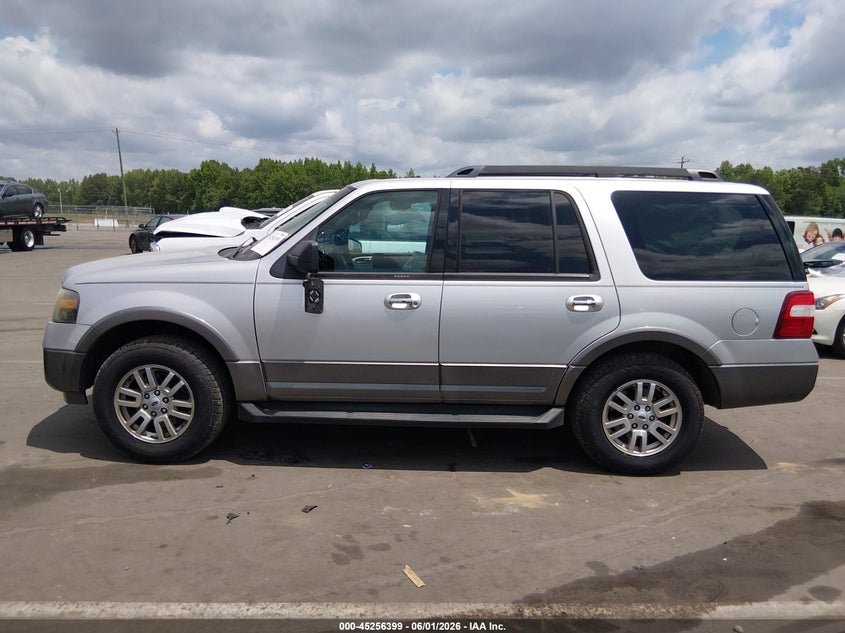 2011 Ford Expedition Xlt VIN: 1FMJU1J53BEF47077 Lot: 45256399