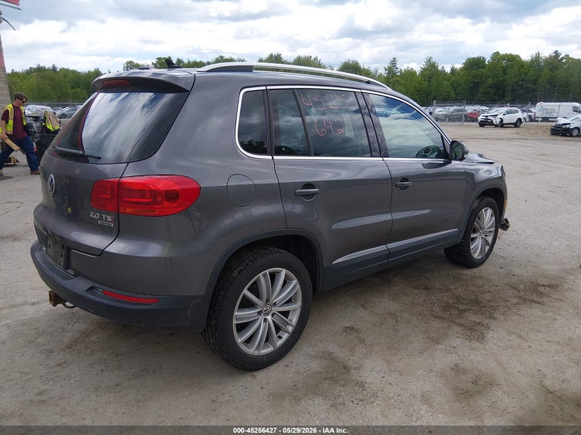 Vin: wvgbv7ax7fw560145, lot: 45754247, volkswagen tiguan se 20154