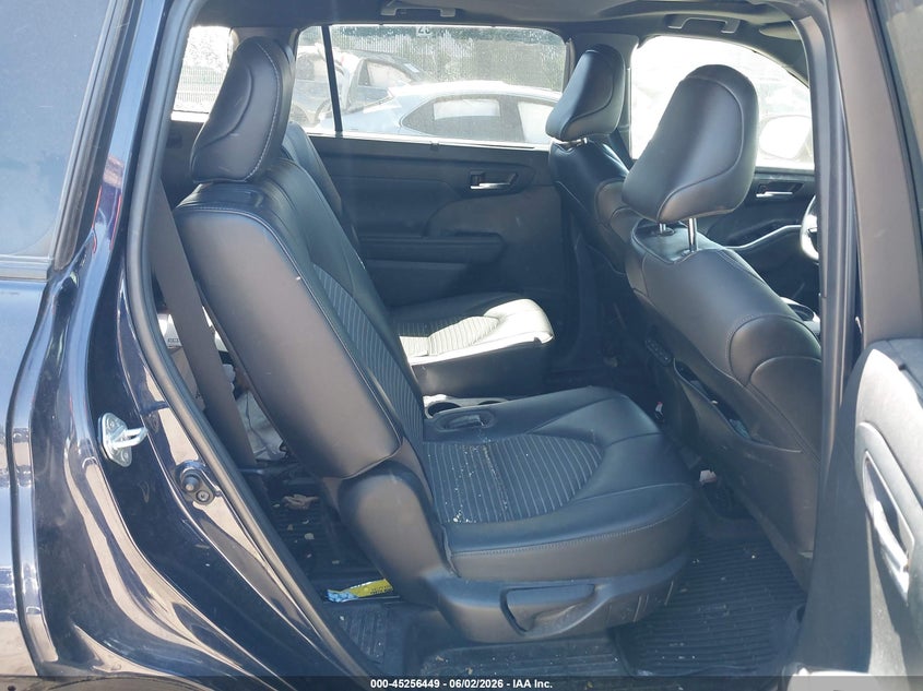 2022 Toyota Highlander Xse VIN: 5TDLZRBH1NS210802 Lot: 45256449