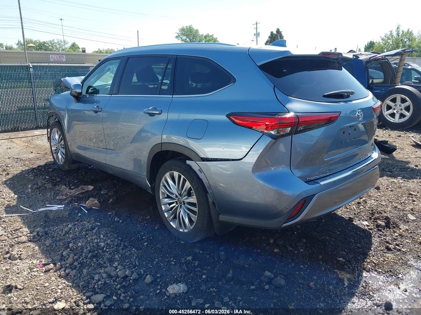 2023 TOYOTA HIGHLANDER auction photo 3