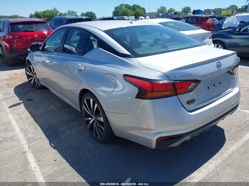 Vin: 1n4bl4cv5nn311888, lot: 45754336, nissan altima sr fwd 20223