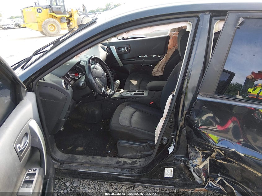 2013 NISSAN ROGUE auction photo 5