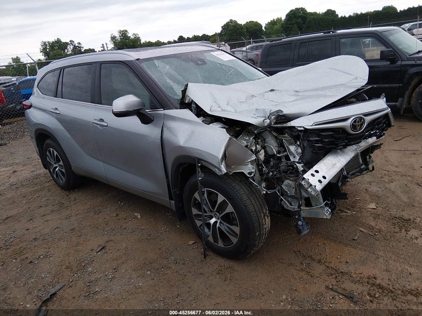 Vin: 5tdkdrah0ps518736, lot: 45754497, toyota highlander xle 2023 img_1
