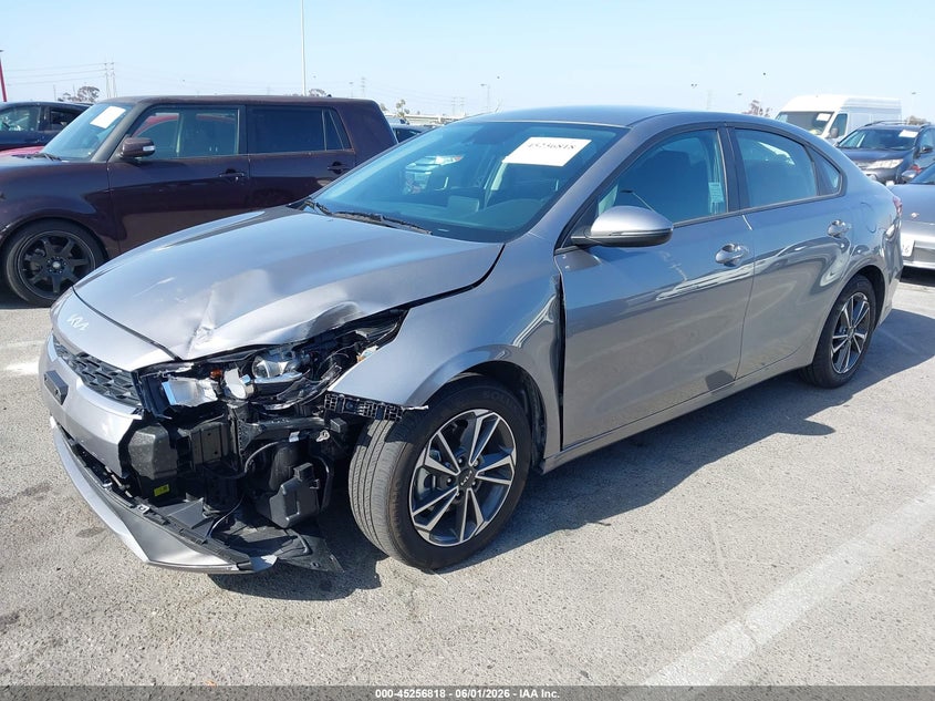 2024 KIA FORTE auction photo 2