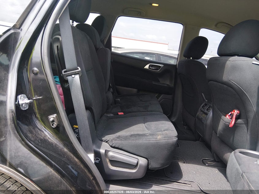 2016 Nissan Pathfinder Platinum/S/Sl/Sv VIN: 5N1AR2MN3GE624170 Lot: 45257025