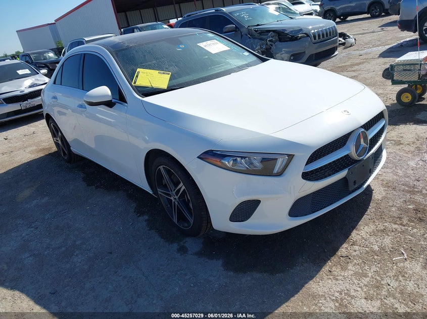 Vin: w1k3g4ebxmj296886, lot: 45754849, mercedes-benz a 220 2021 img_1